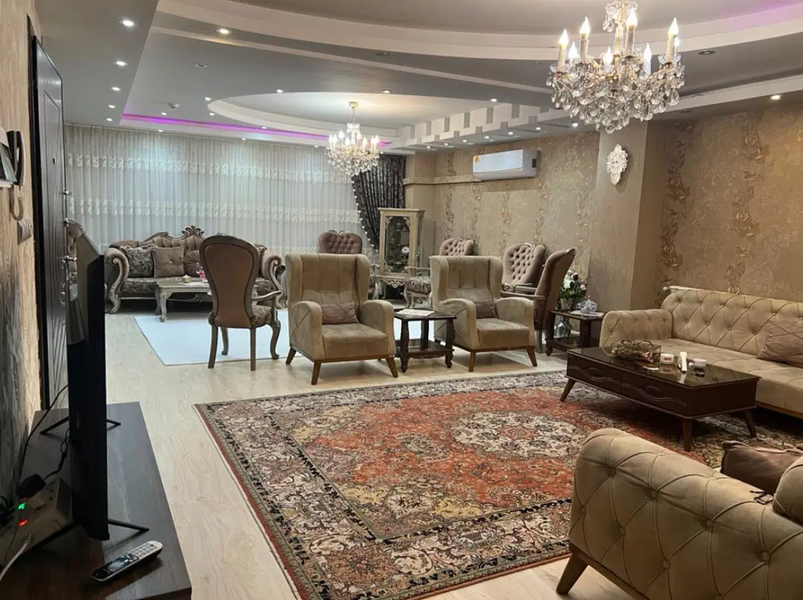 فروش ساختمان ۴ طبقه یکجا