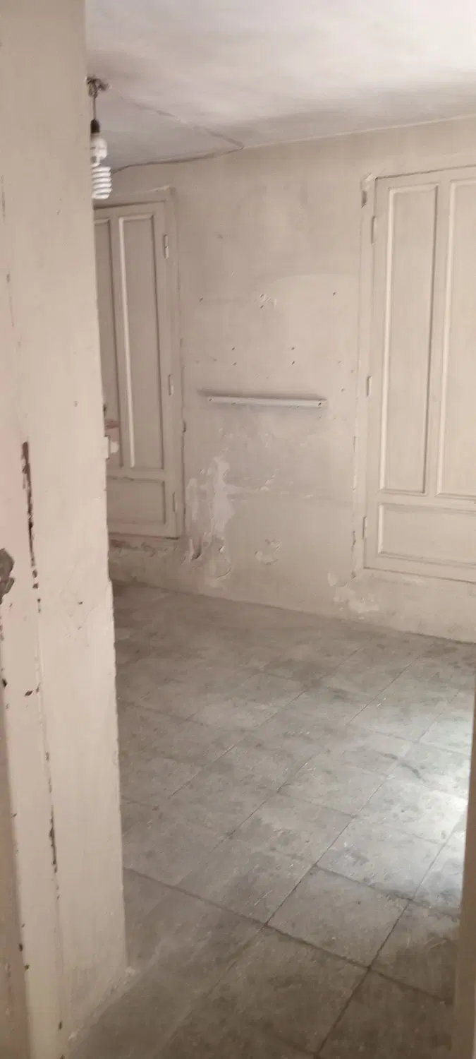 یک باب منزل مسکونی جهت اجاره یا انبار