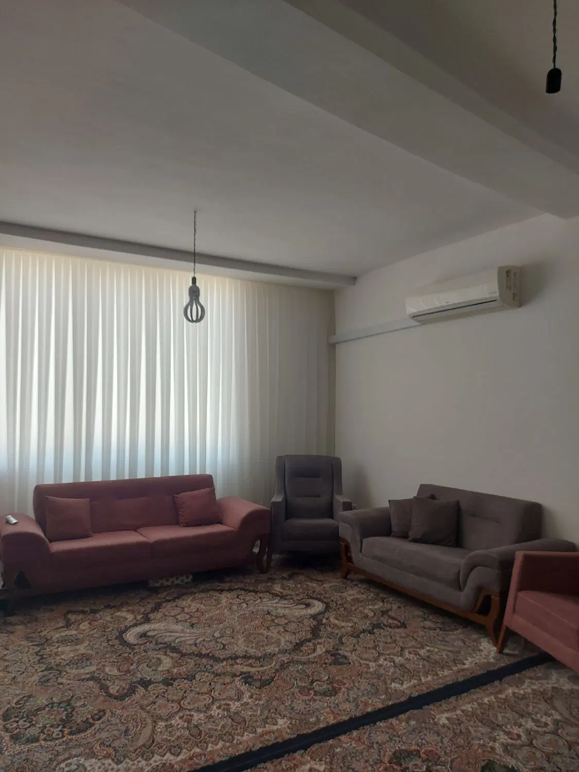 رهن آپارتمان ۱۰۰ متری شهرک ظفر