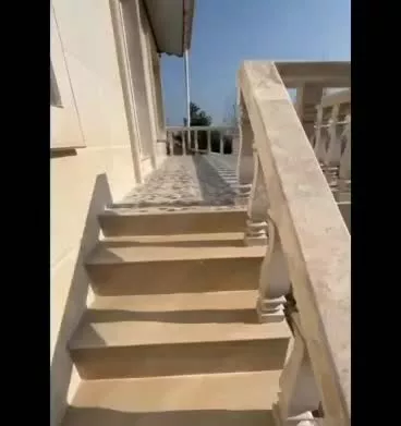 ۱۲۰ متر زمین ۷۰ متر بنا با فول امکانات
