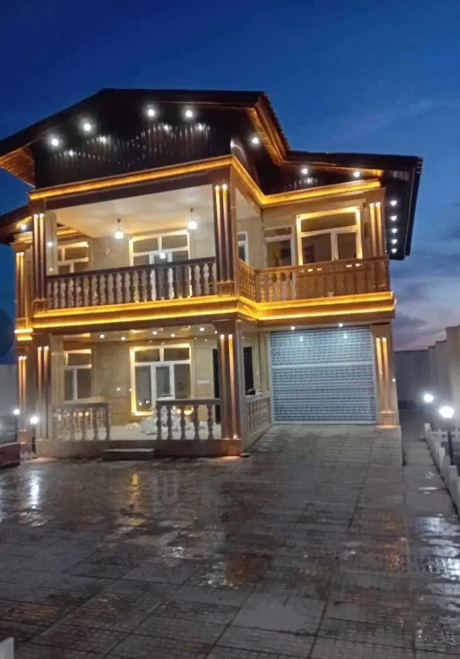 ویلا دوبلکس
