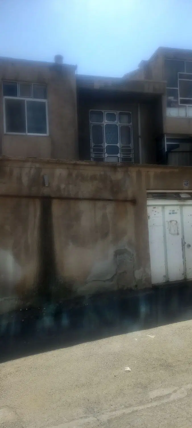 منزل مسکونی دو طبقه