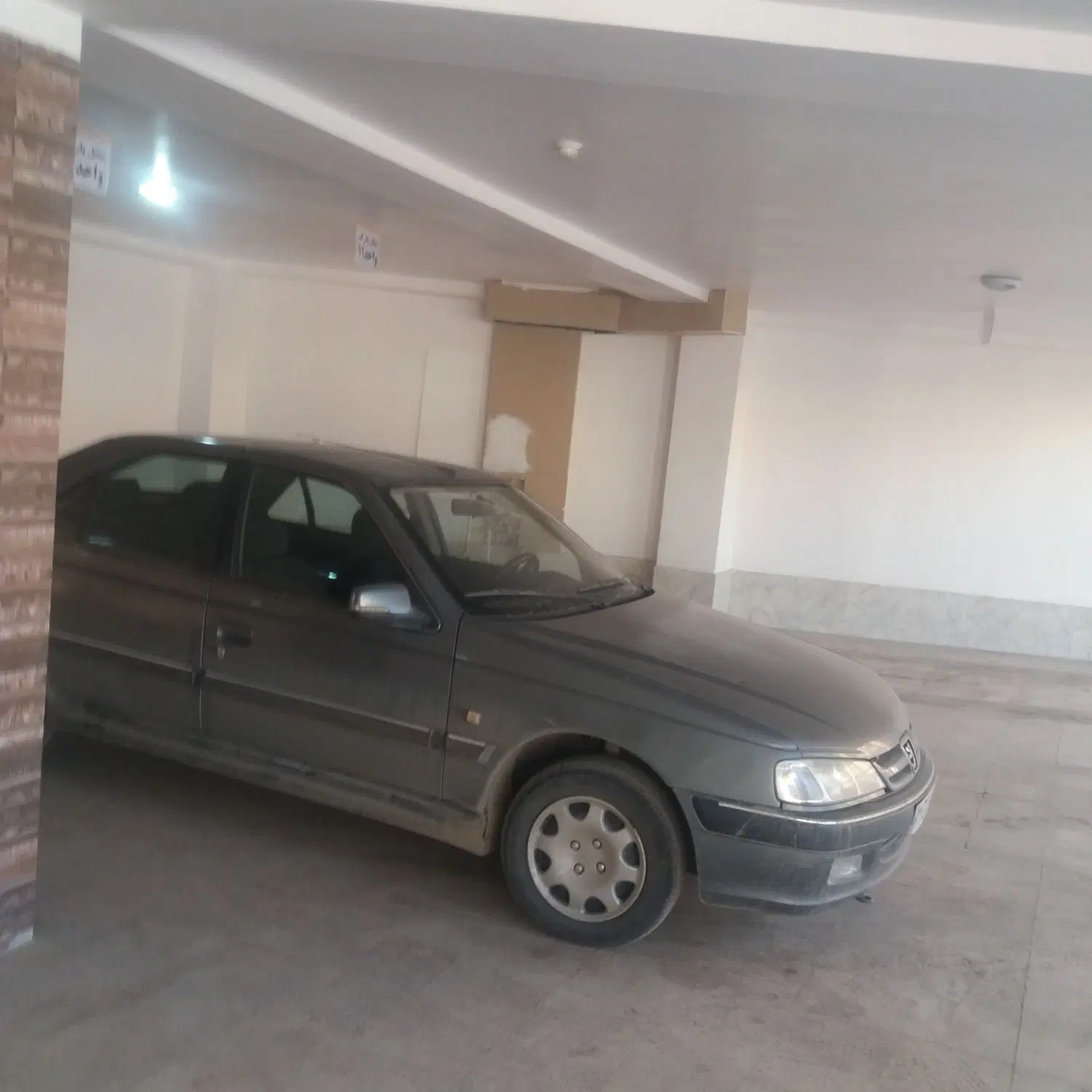 آپارتمان دروازه مشگین خیابان ۲۰متری شاکر