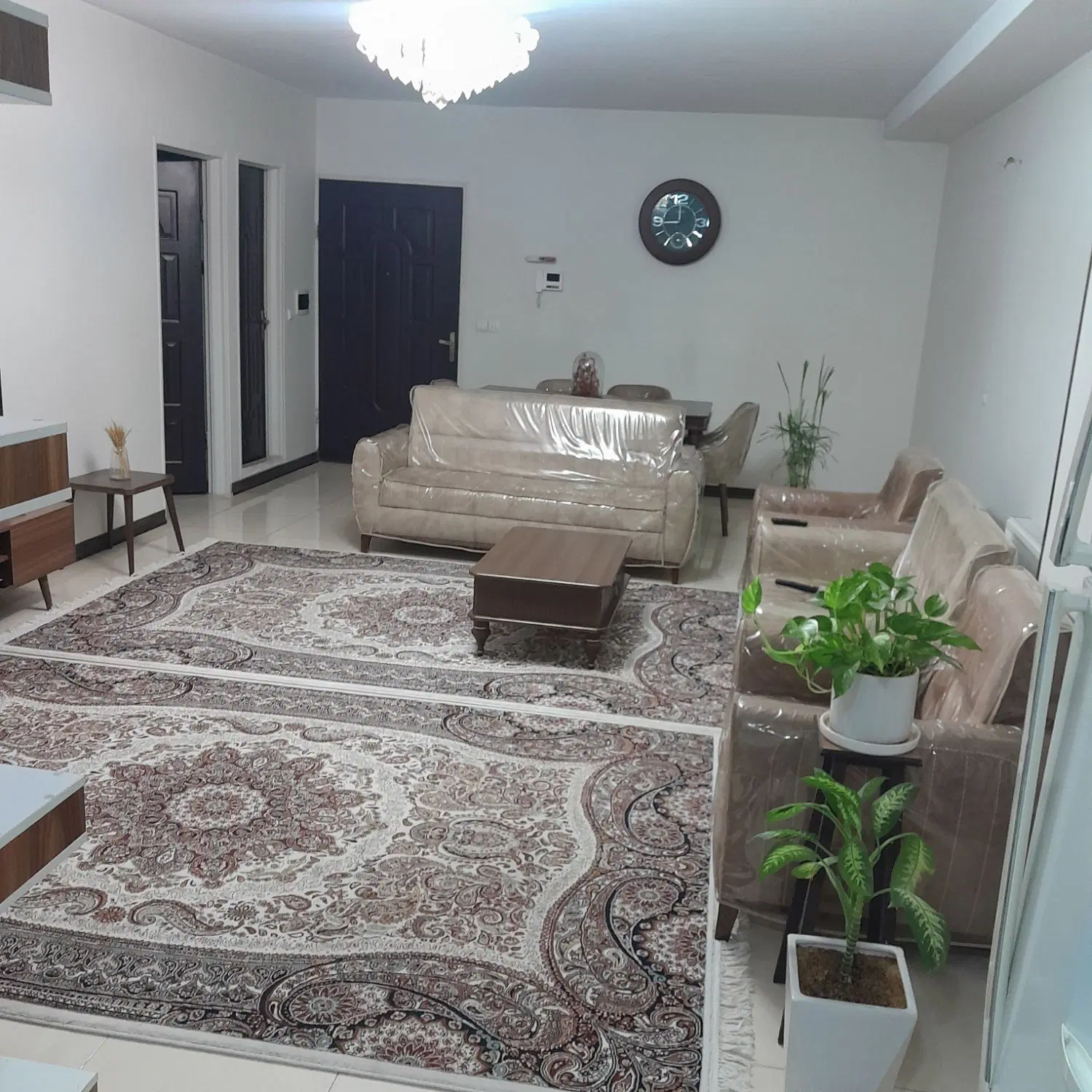 فروش آپارتمان ۹۰ متری
