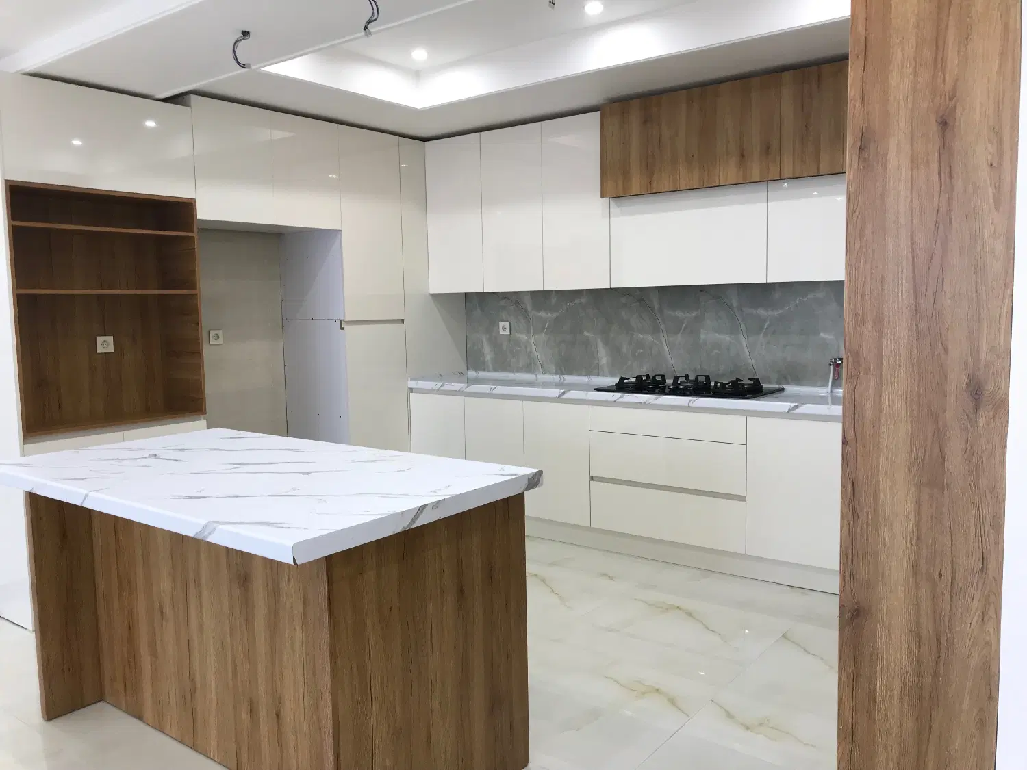 آپارتمان ارگ ۲ در زعفرانیه