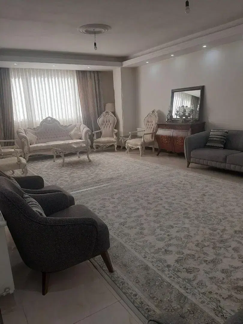 ۱۲۰مترتک واحدی فول امکانات پذیرایی سرتاسر پرده خور
