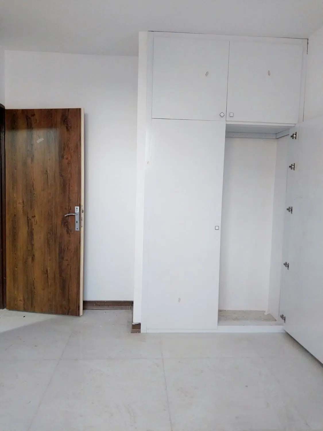 فروش فوق العاده یک واحد آپارتمان در شاهین شهر