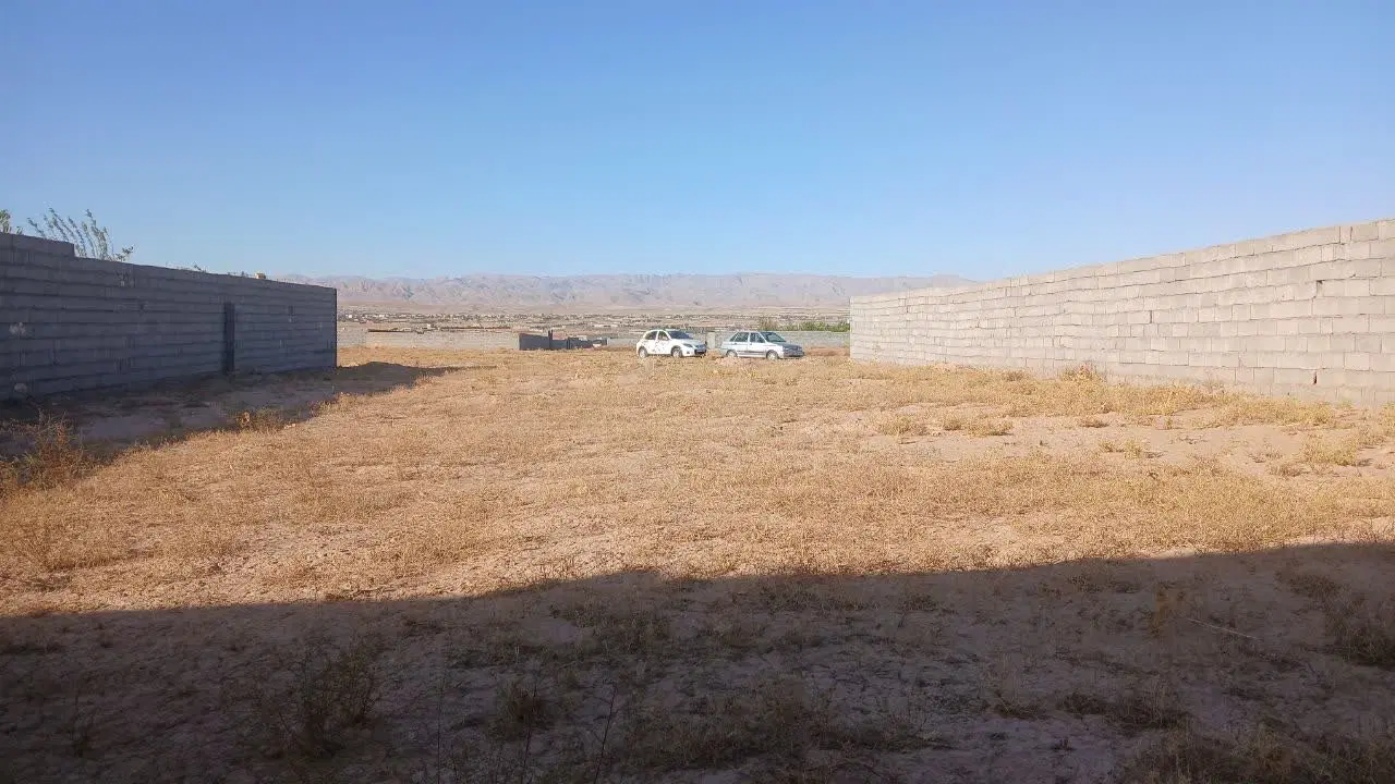 زمین باغی آرامگاه فردوسی