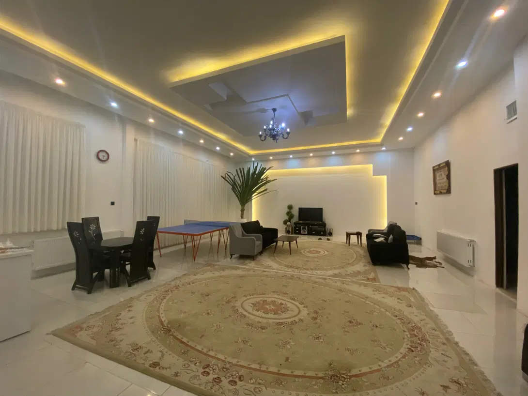 ویلا باغ ابتدای جاده شاندیز مدرس