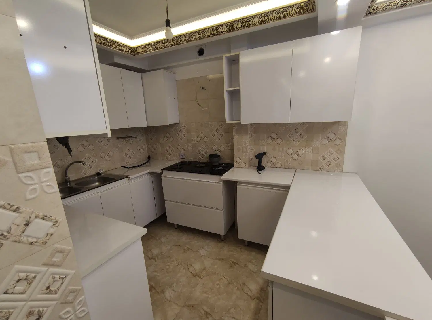 اپارتمان ۸۰متر همکف یکخوابه