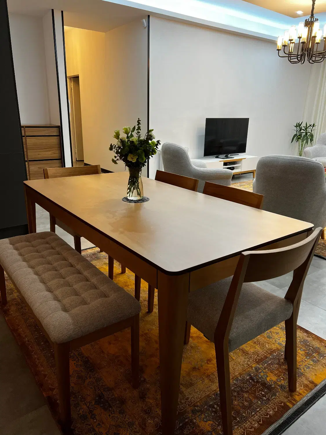 آپارتمان طبقه 6 - میرزای شیرازی