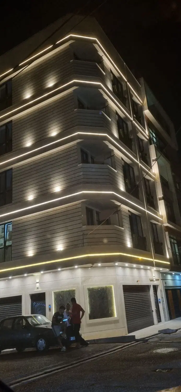 ۱۲۰ متری کلنگی بغل دار