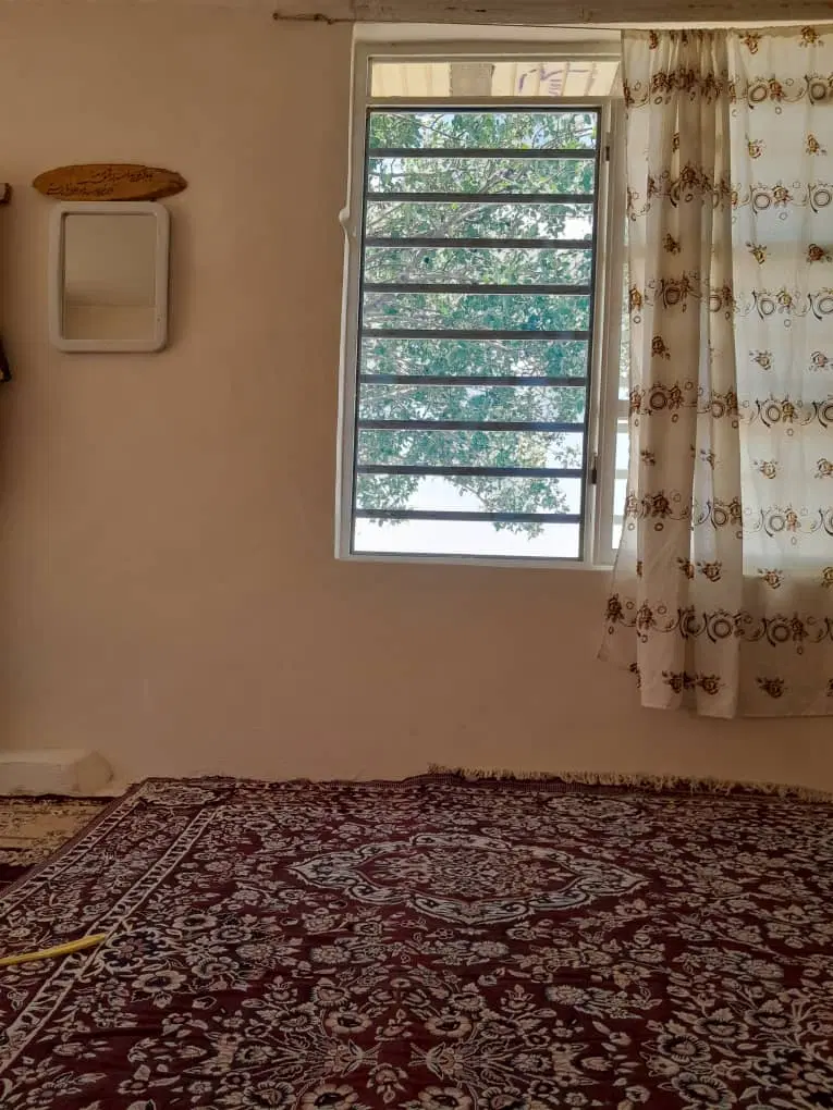 زمین تپه سبز
