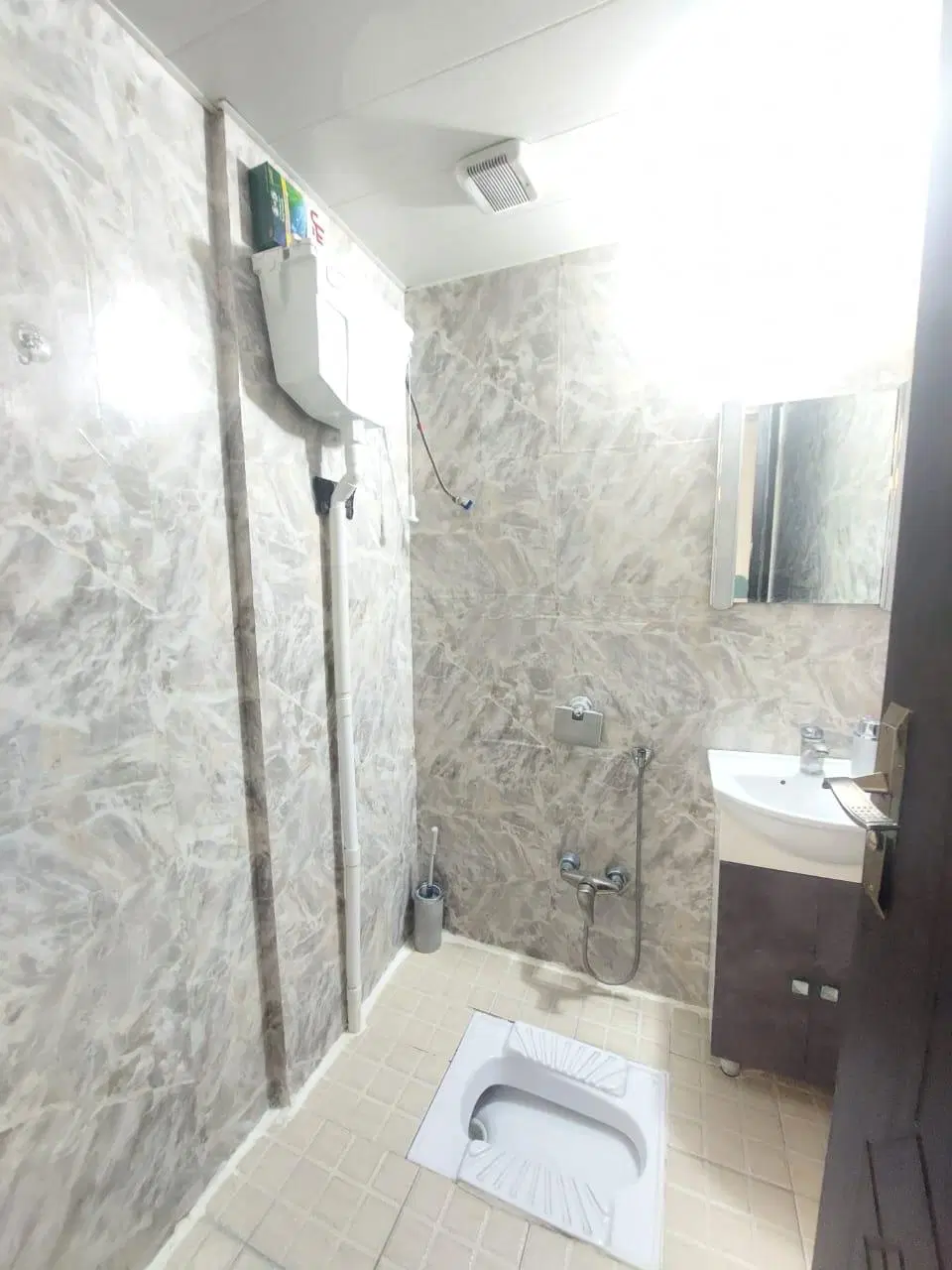 آپارتمان دو خوابه خوش نقشه و خوش ساخت