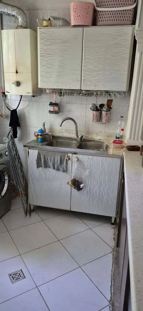 56متر شهرک ابریشم خ دلگشا طبقه 1