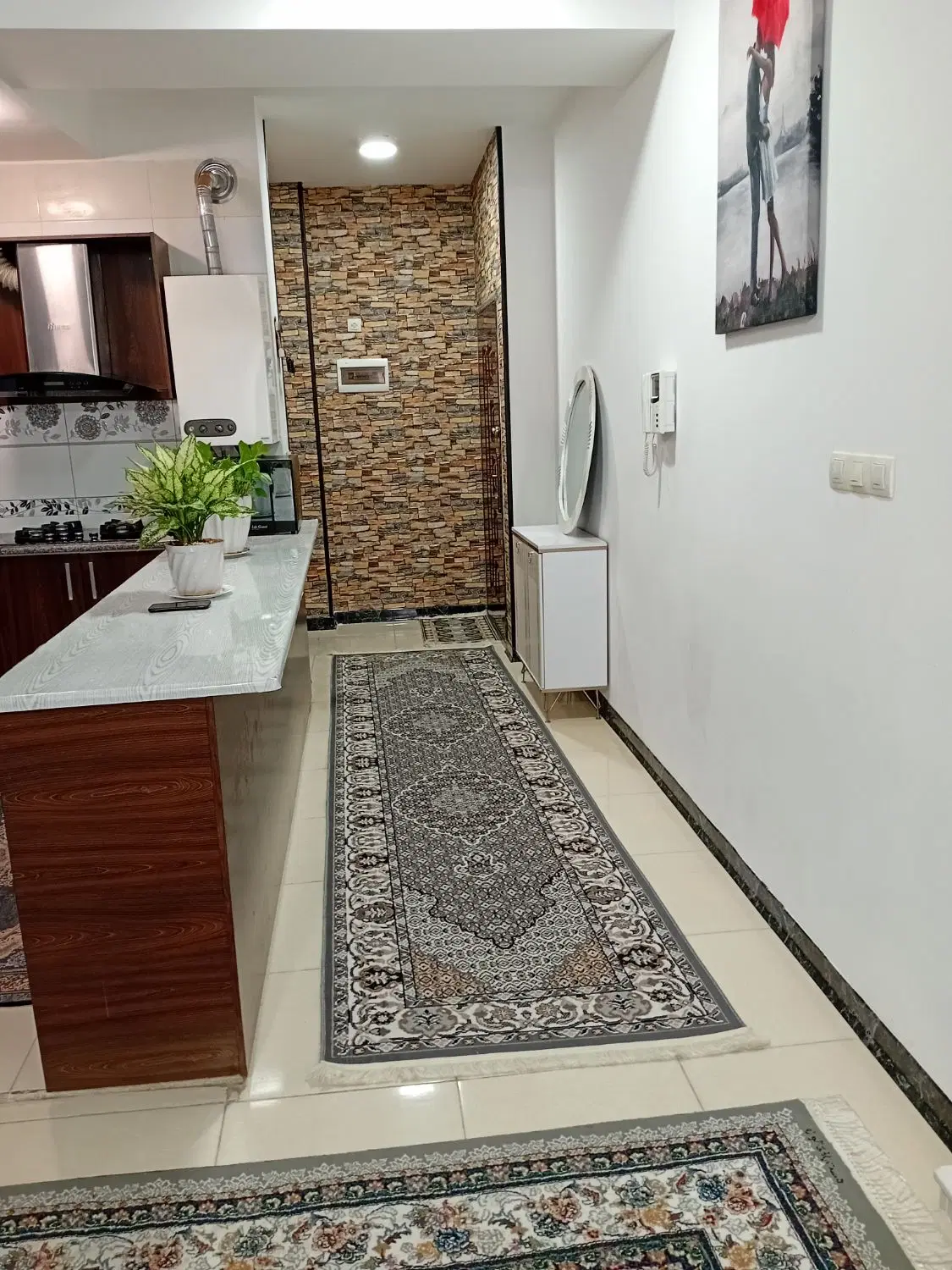 آپارتمان دو خوابه ۱۰۶ متری بسیار شیک‌