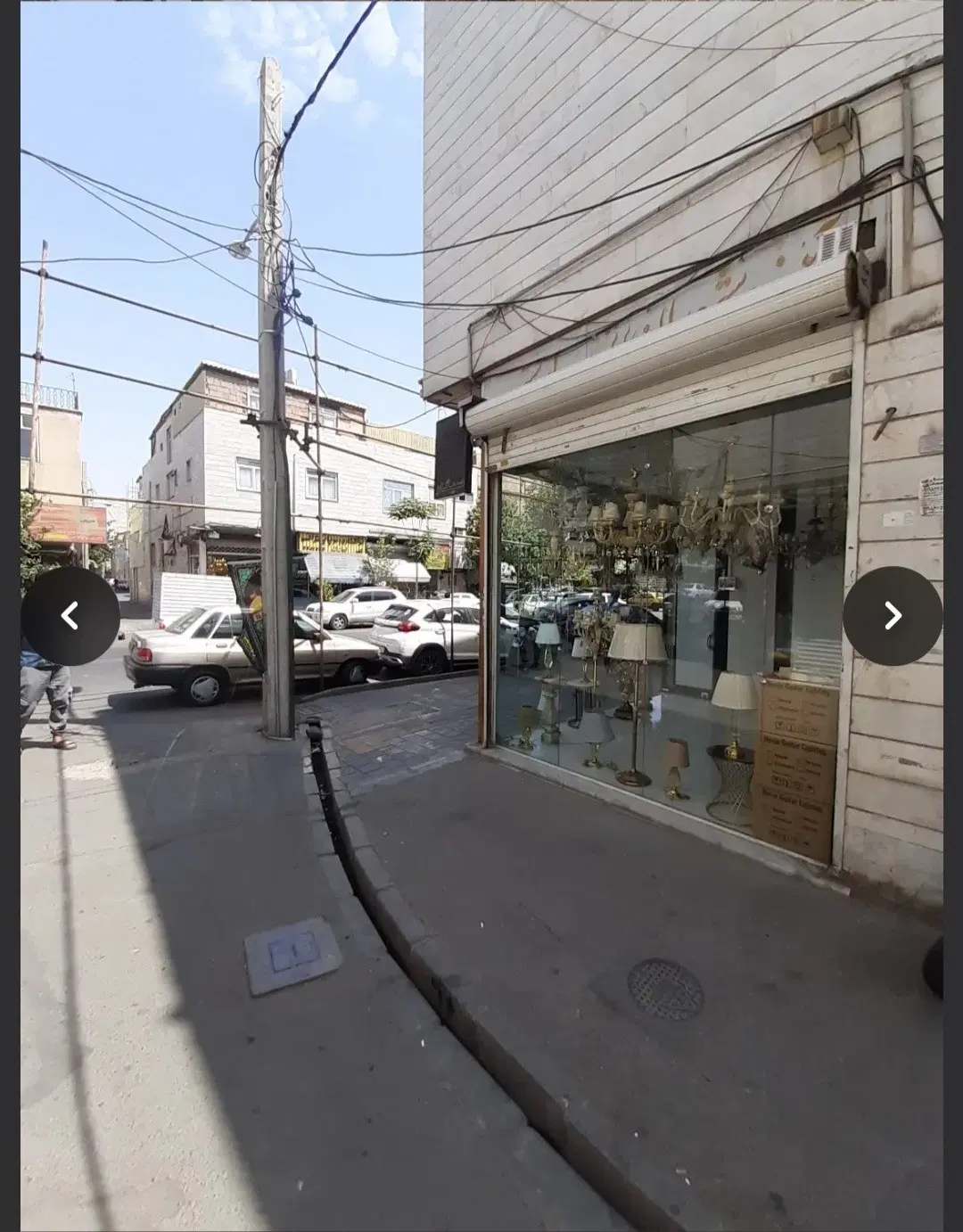 یک باب مغازه تجاری