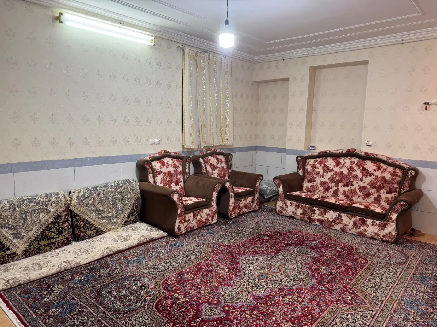 فروش آپارتمان سه نبش