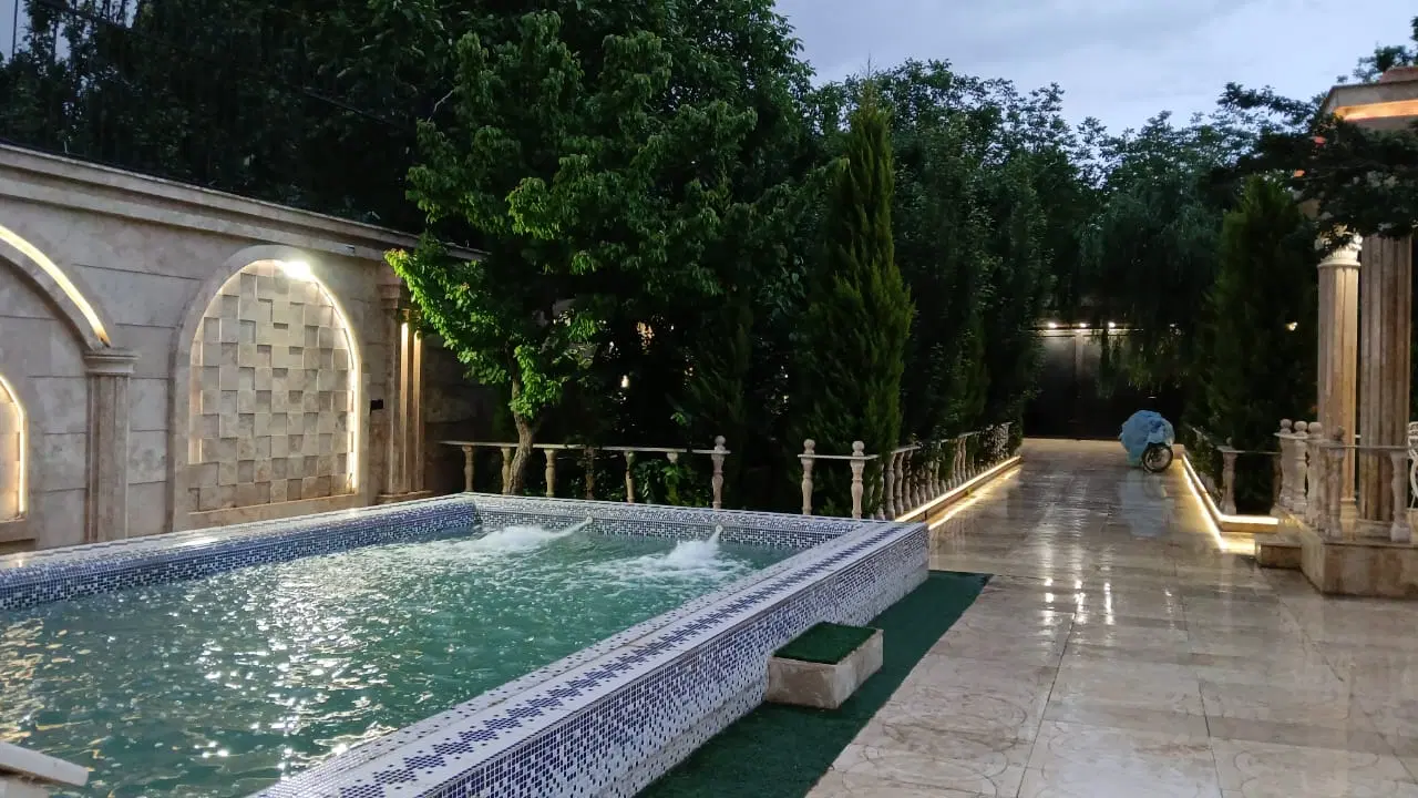 عمارت ۵۰۰ متری سند تک برگ