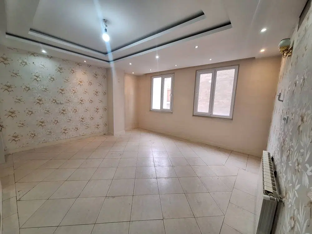 ۱۰۰ متر دو خواب _ فول امکانات _ بنیاد