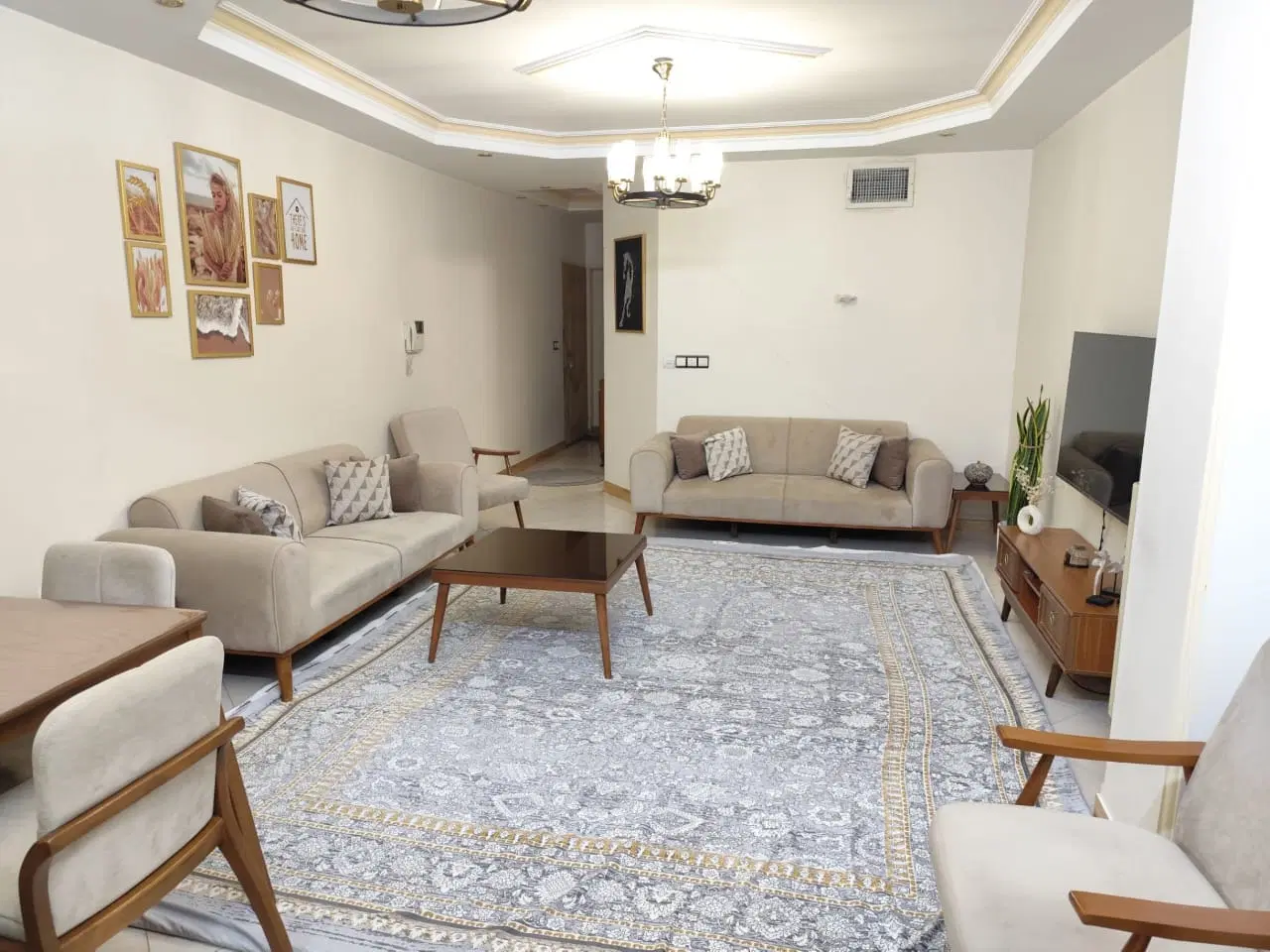 آپارتمان ۱۳۰ متری