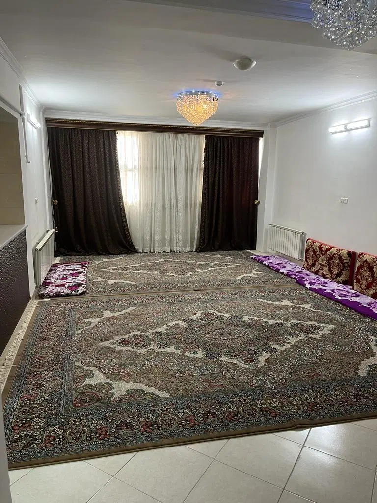 خانه فروشی خ کاشانی انتهای کوچه علوی