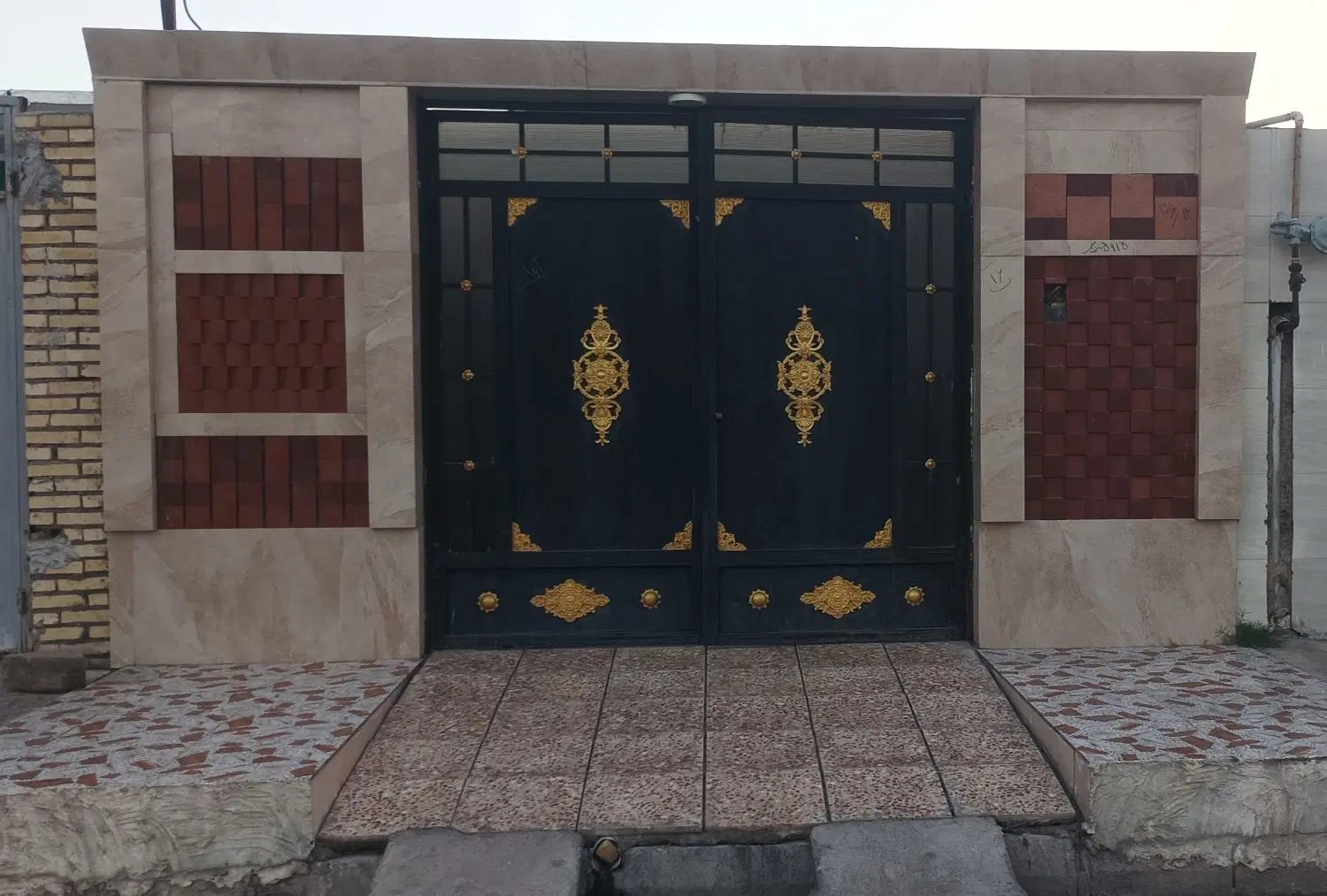 منزل مسکونی۱۰۰متری ۲۰هکتاری