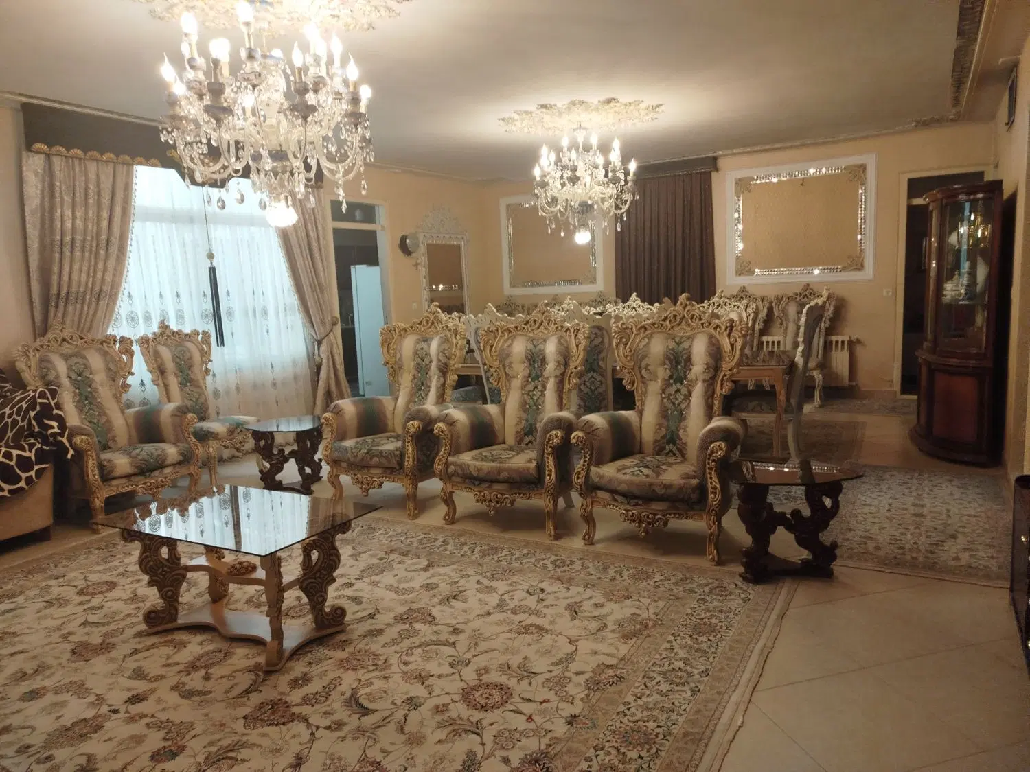 آپارتمان قدرالسهم دار