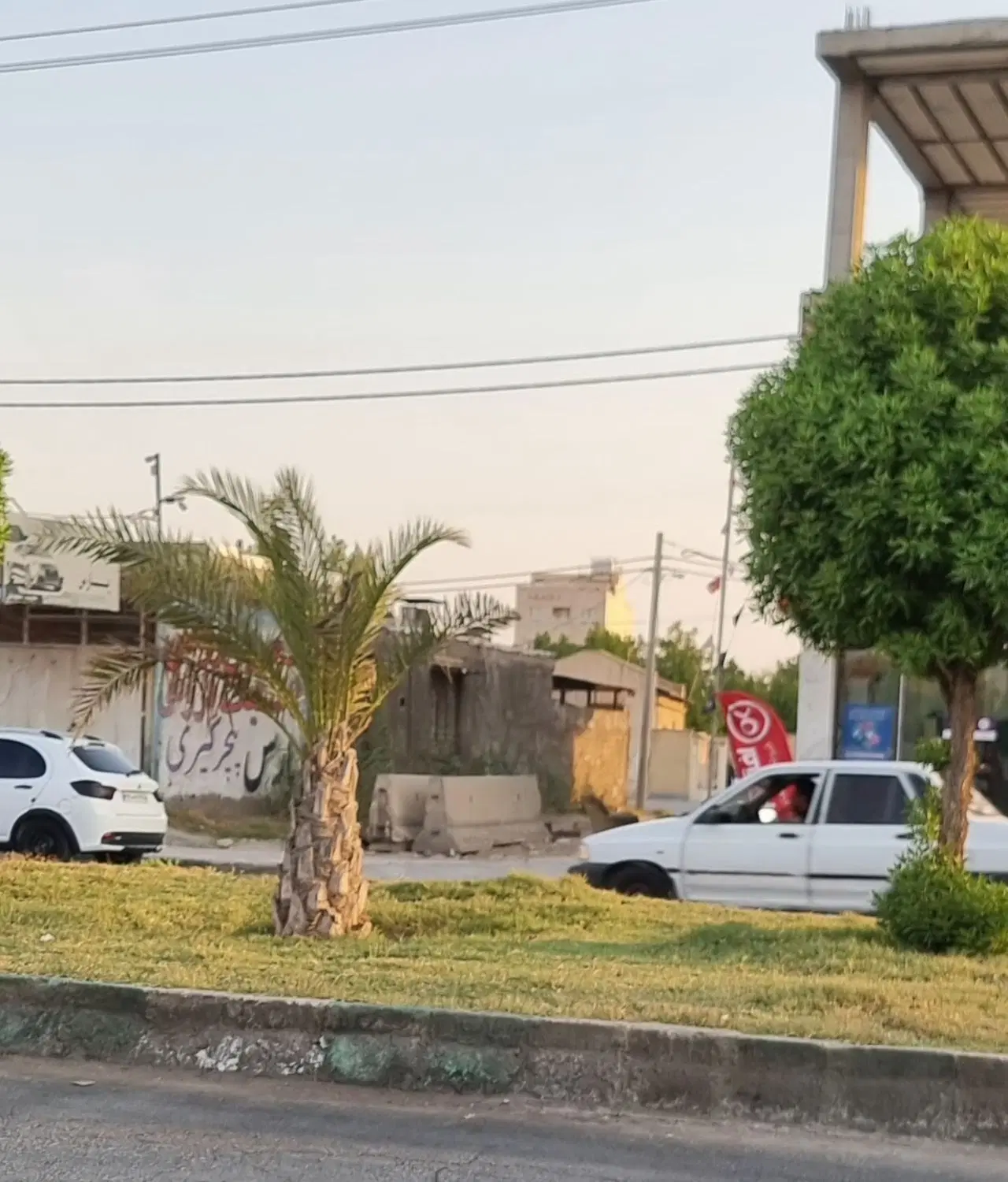 زمین تجاری مسکونی