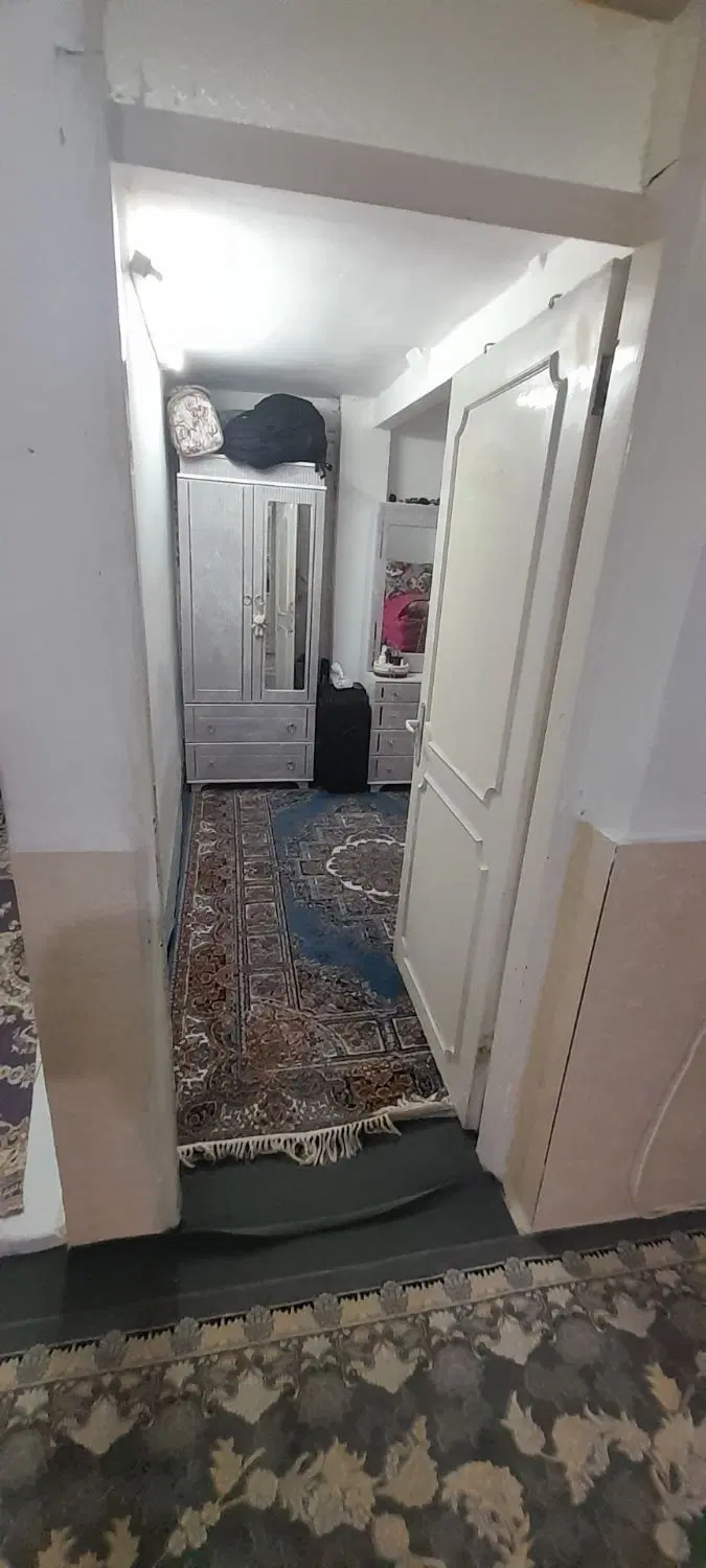 مسلم شمالی۱۱ طبقه همکف راه جدا