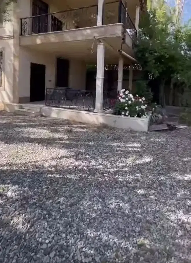 اجاره مسکونی بر خیابان منزه