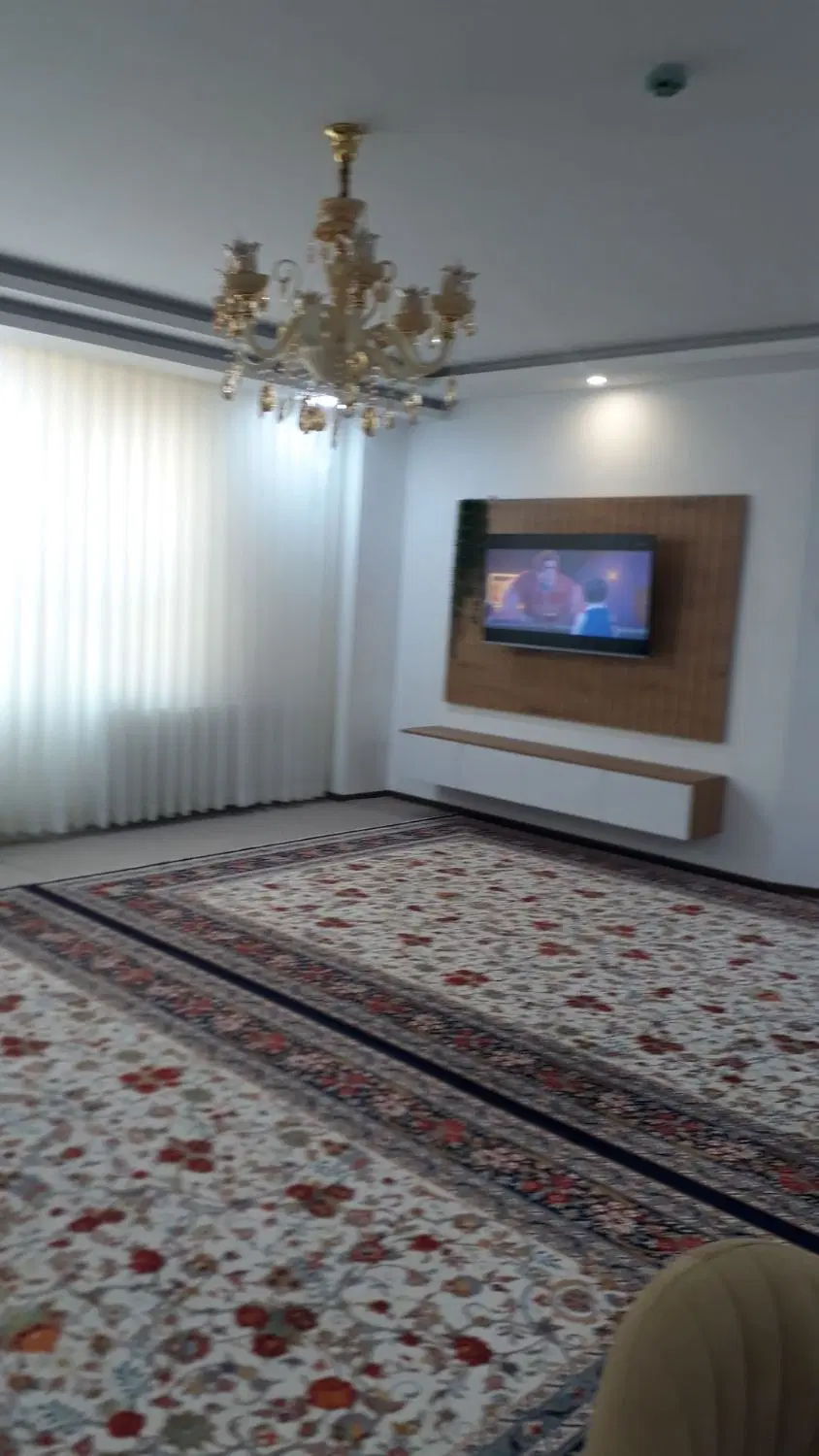 فروش فوری آپارتمان۱۲۶  متری سه خواب جانبازان