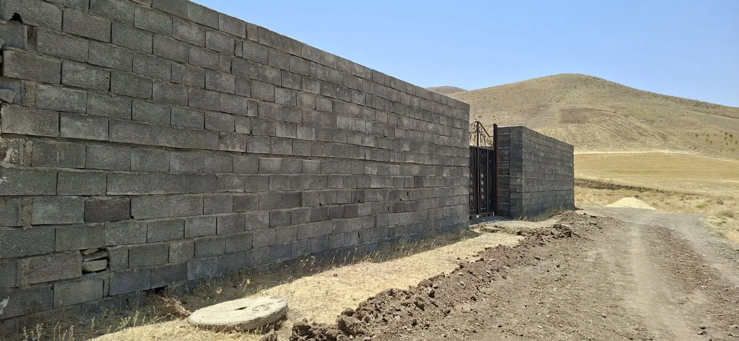 زمین مسکونی