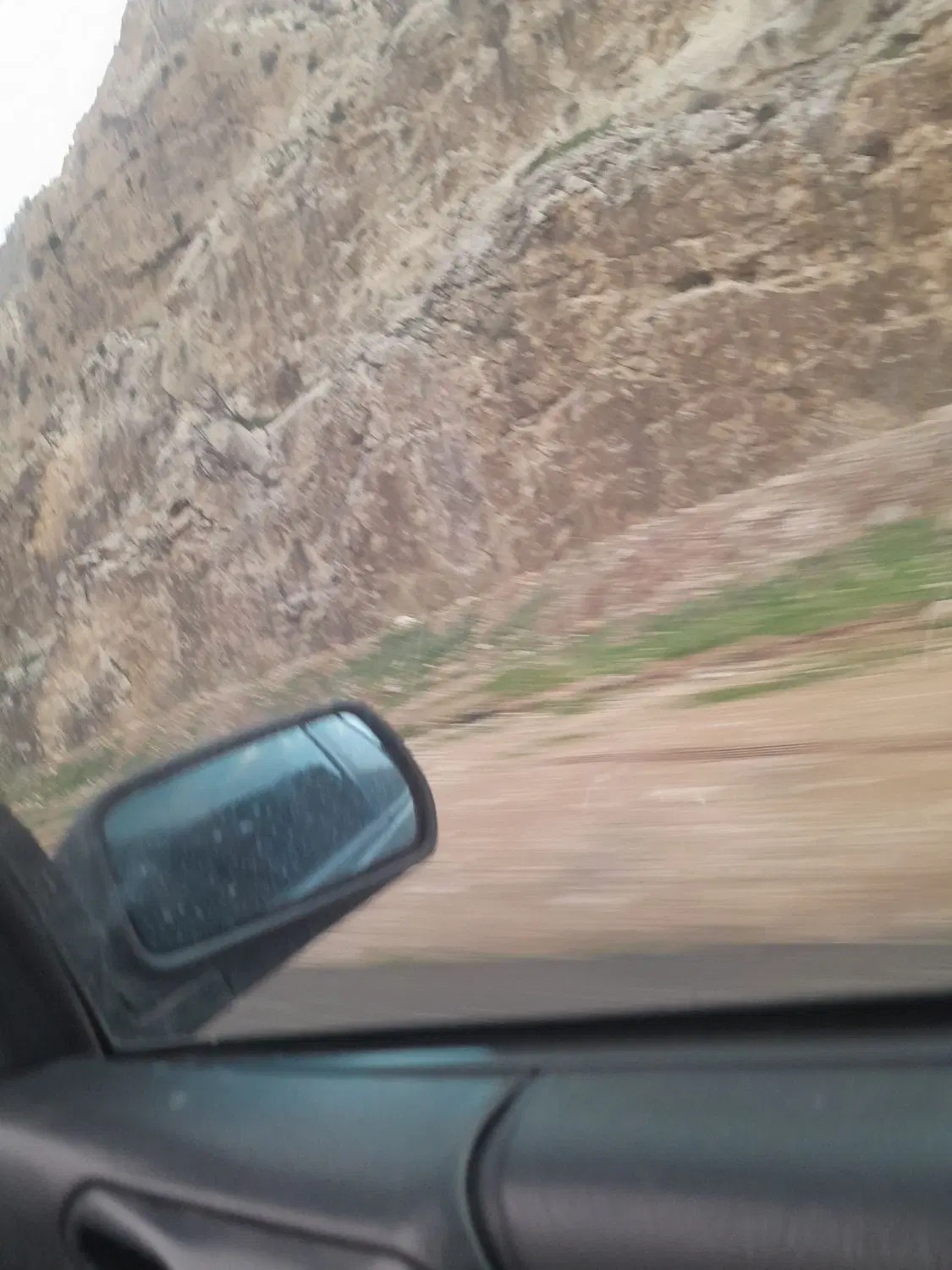 ۱۲۰ متر زمین کوهپایه مسکن