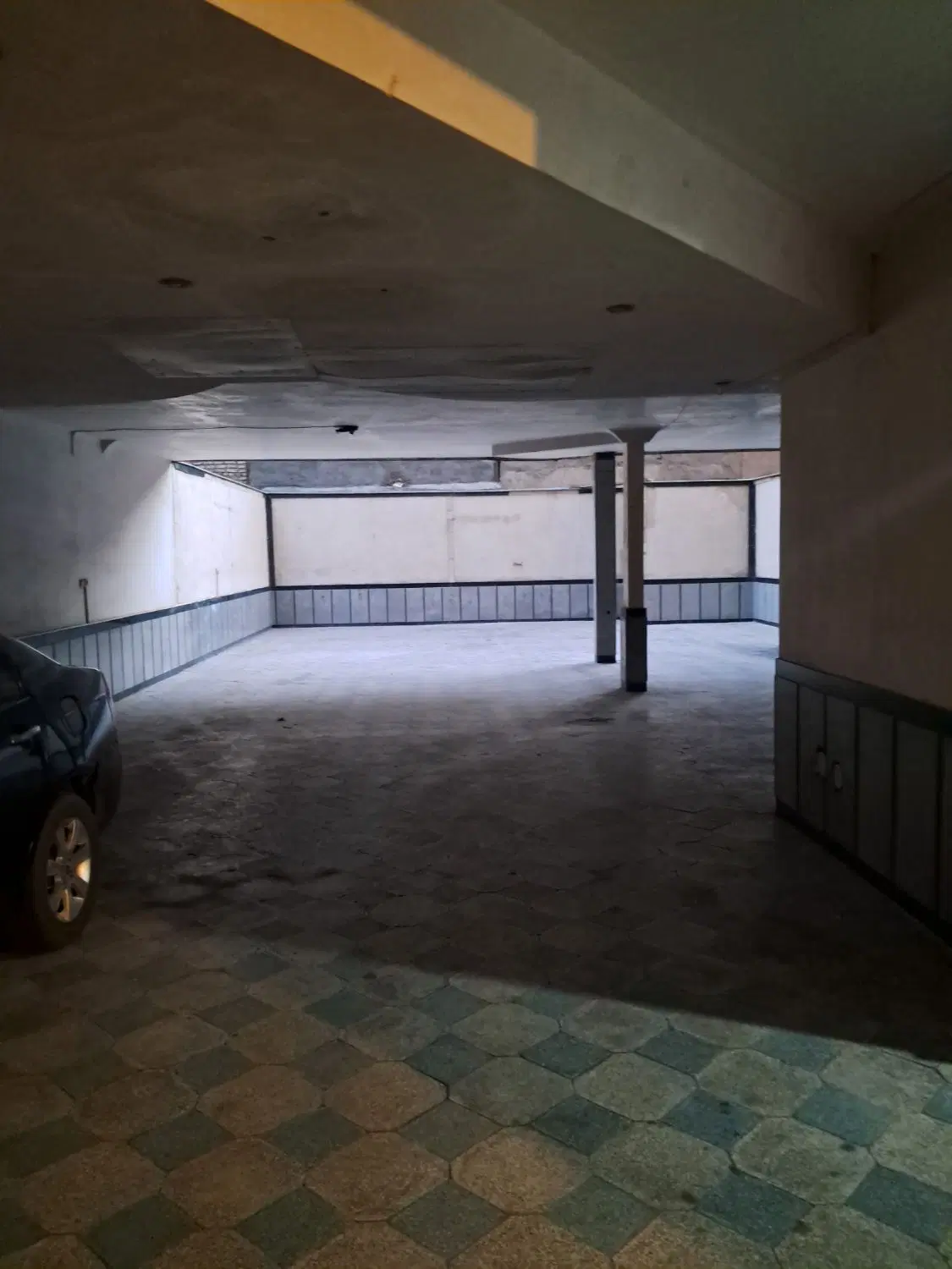 آپارتمان با پارکینگ و آسانسور