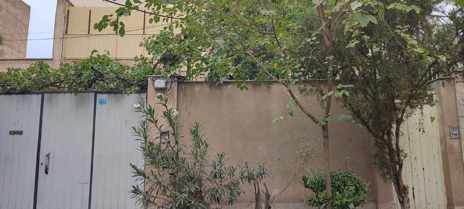 ملک و خانه کلنگی