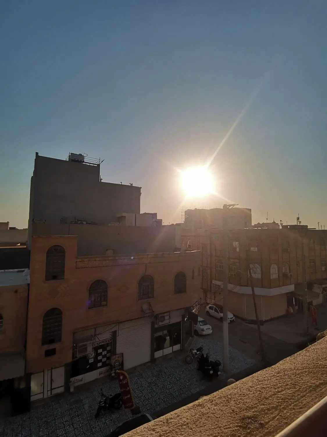 رهن اپارتماتن 98 متری واقع در احمد اباد