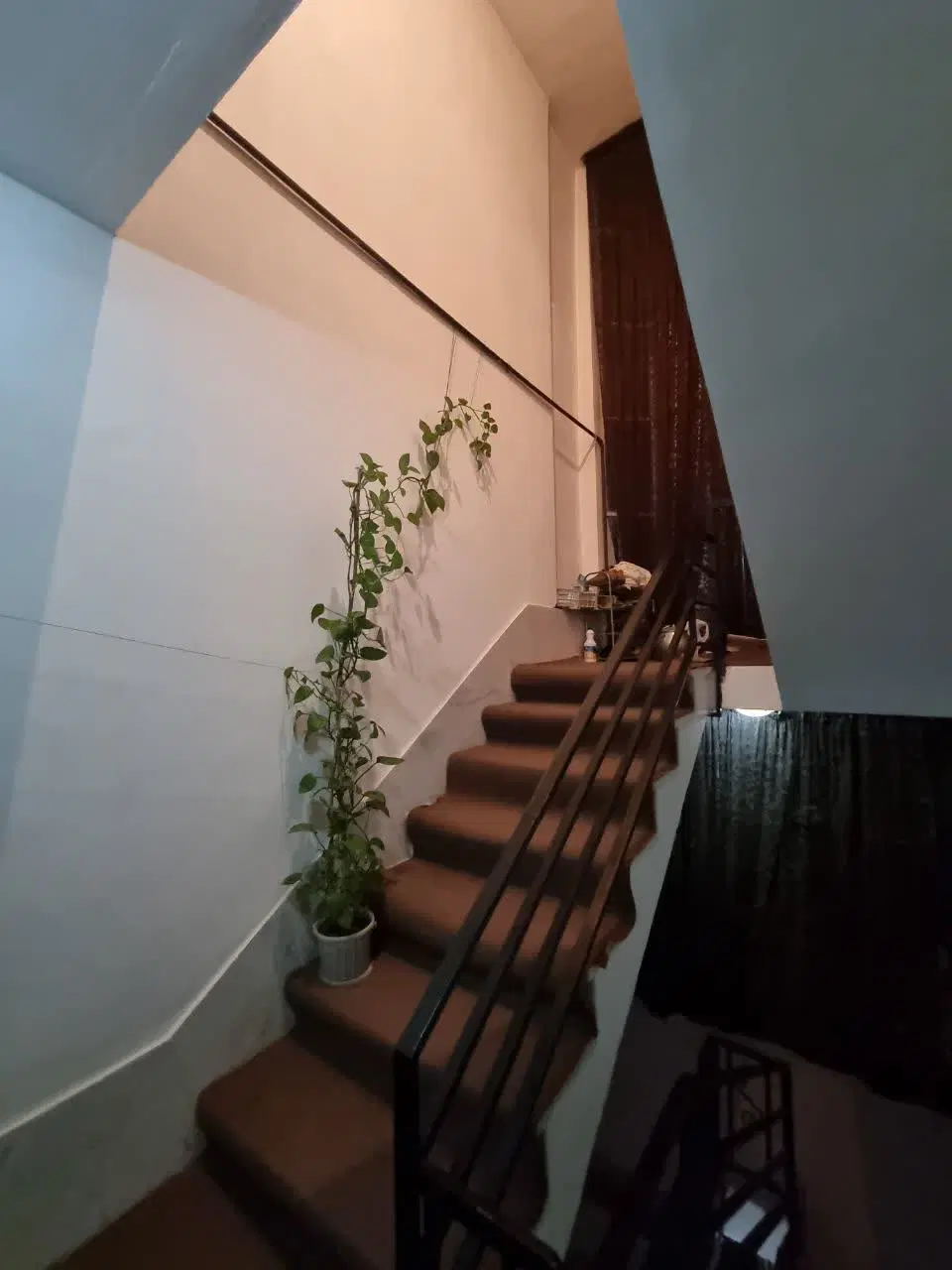 خانه 2 طبقه مسکونی سند تک برگ
