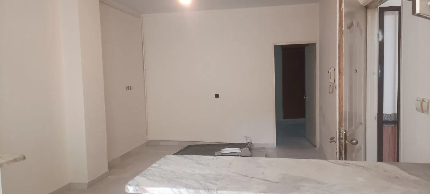 آپارتمان ۵۸ متری طبقه دوم