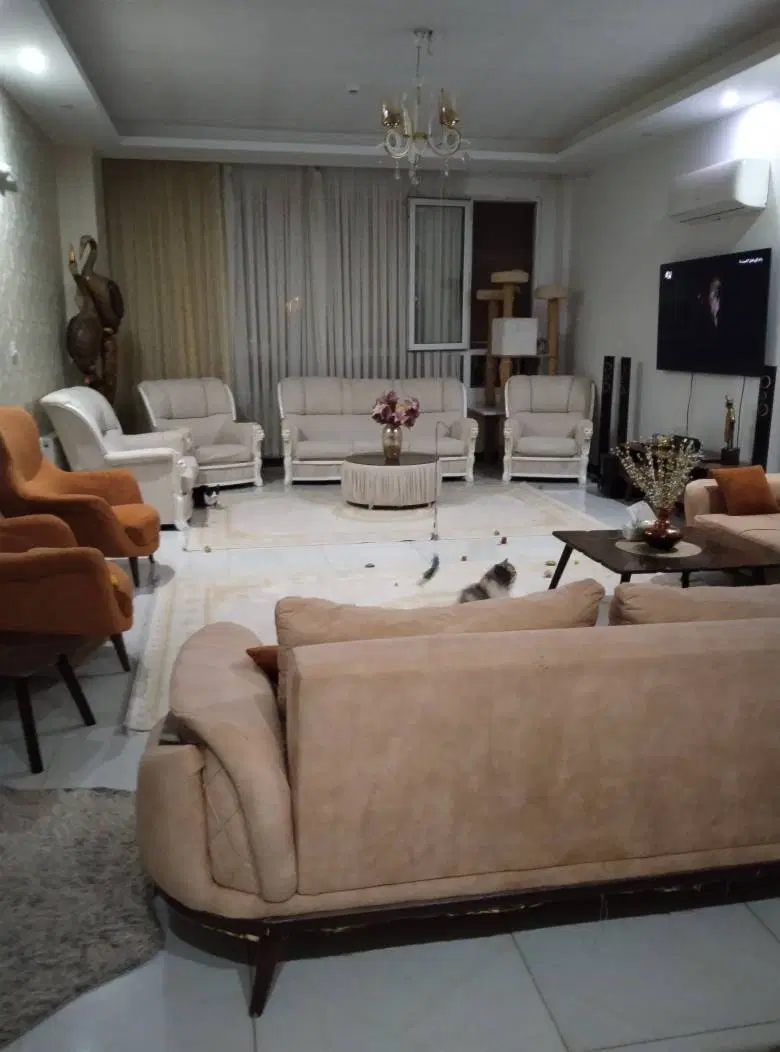 ۱۰۳متر_دو خوابه_اواسط لادن_زاهدی