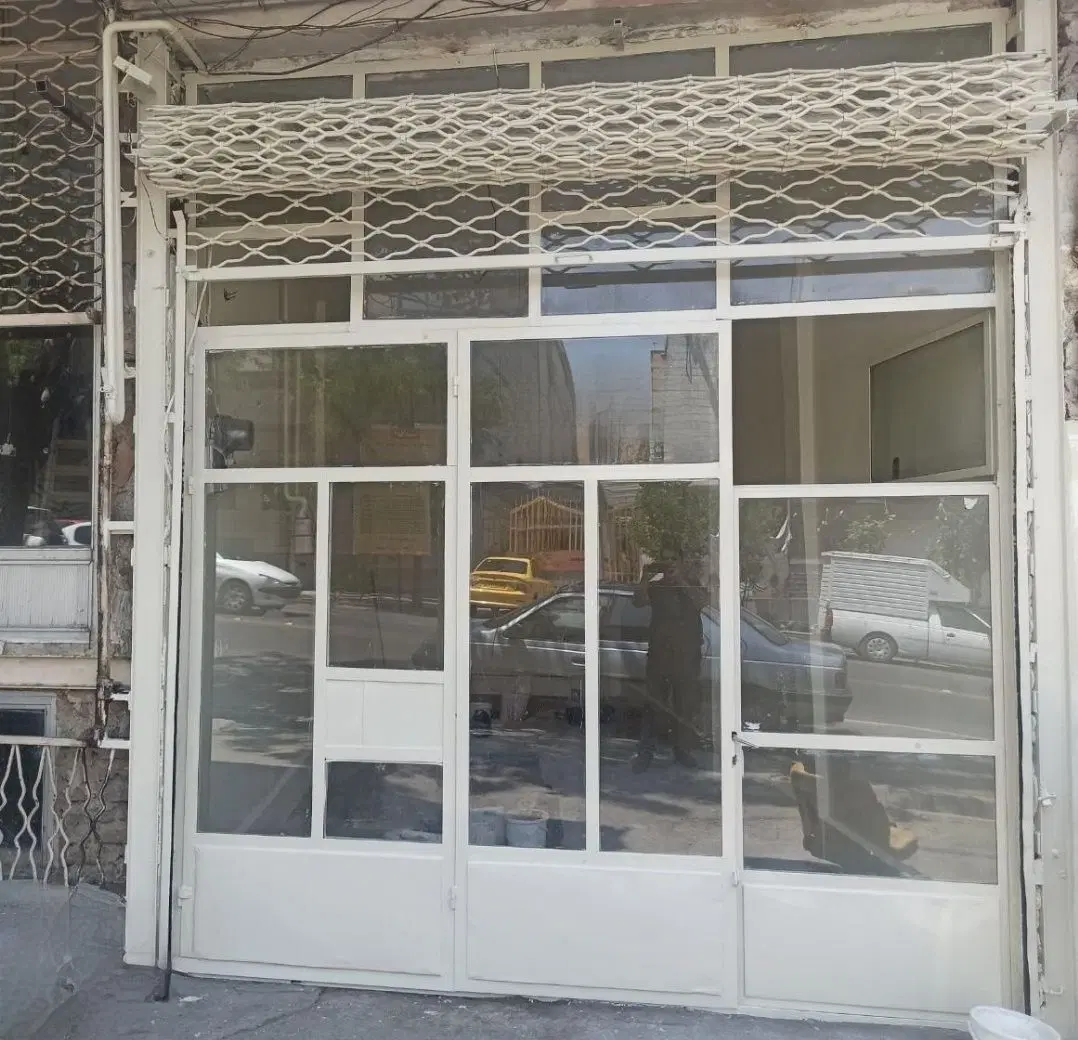 اجاره مغازه صمدزاده ۲ (دارای برق سفاز)