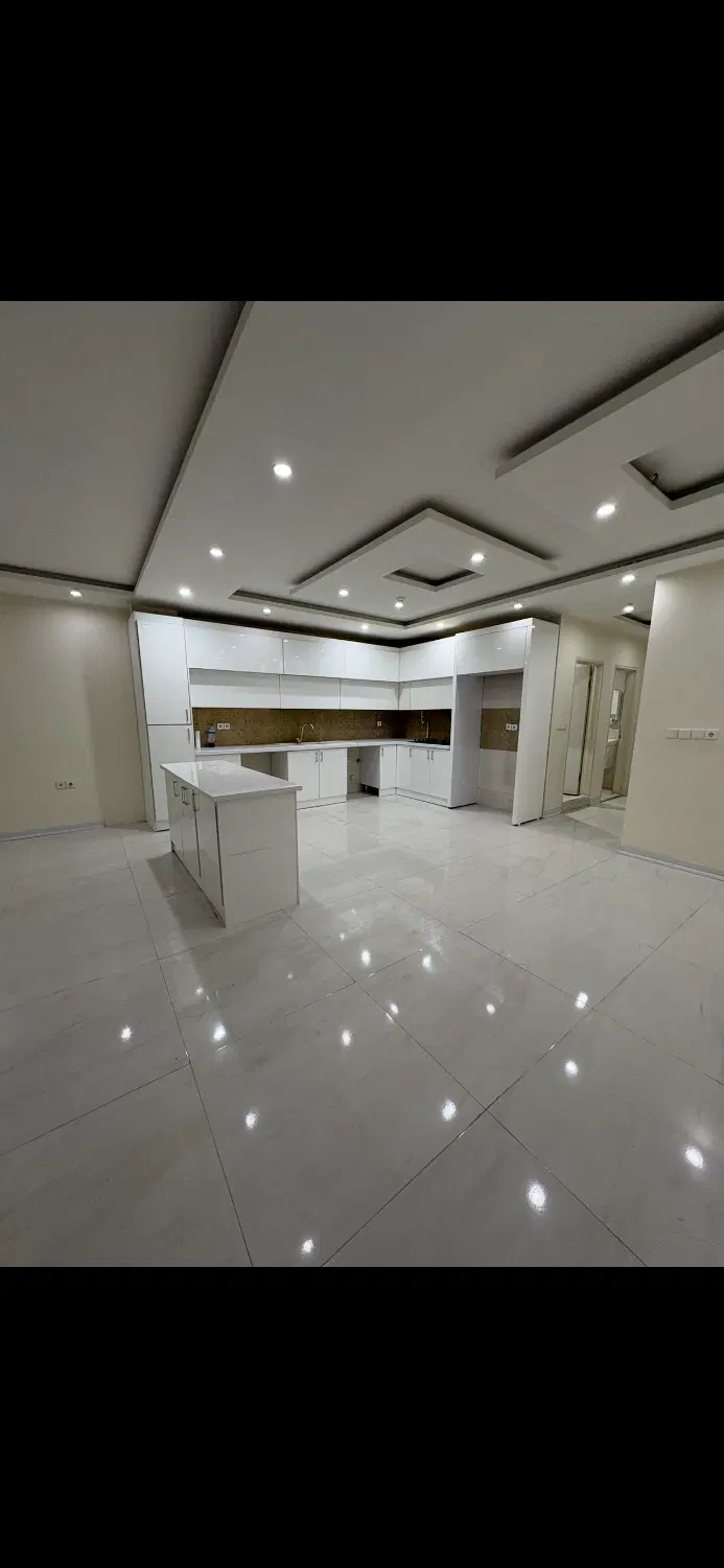 ۲۰۰ متر*تاپ لوکیشن*