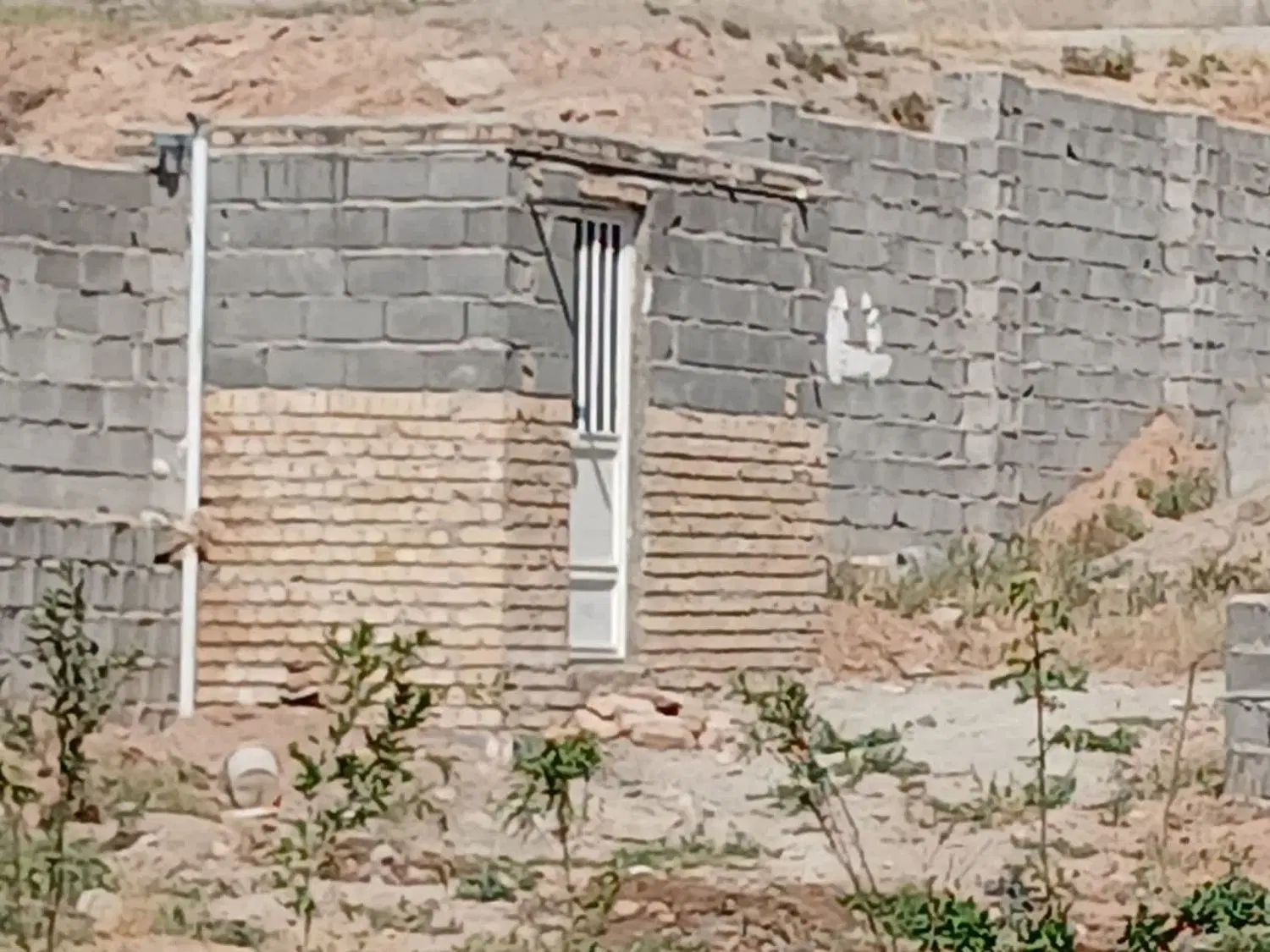 باغ ۱۰۰۰ متری نزدیک تهران