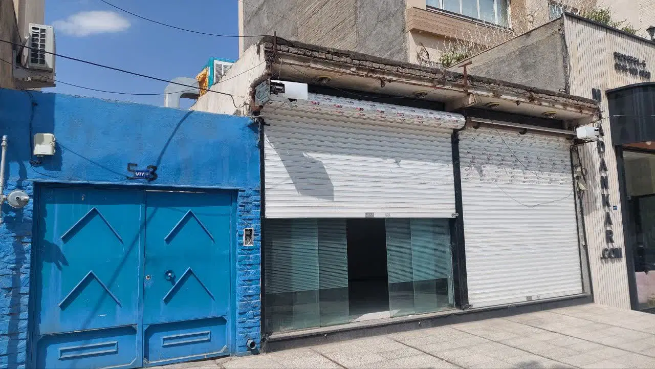 ۴۰ متر مغازه تجاری دائم حاشیه معلم عرض۷ تخلیه