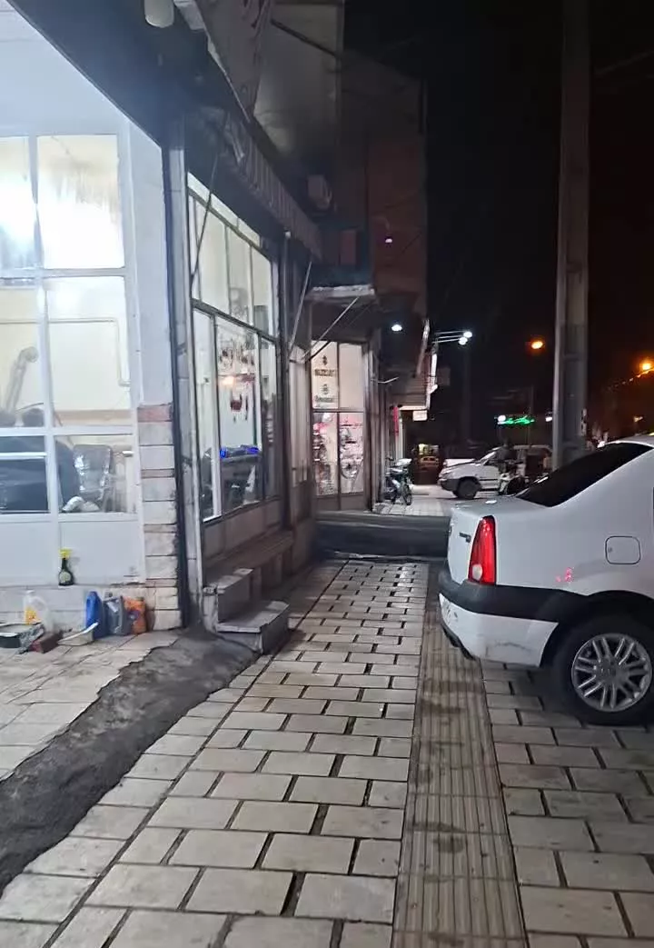 منزل۲۹۵مترجنوبی خ مطهری مناسب سکونت وساخت وساز
