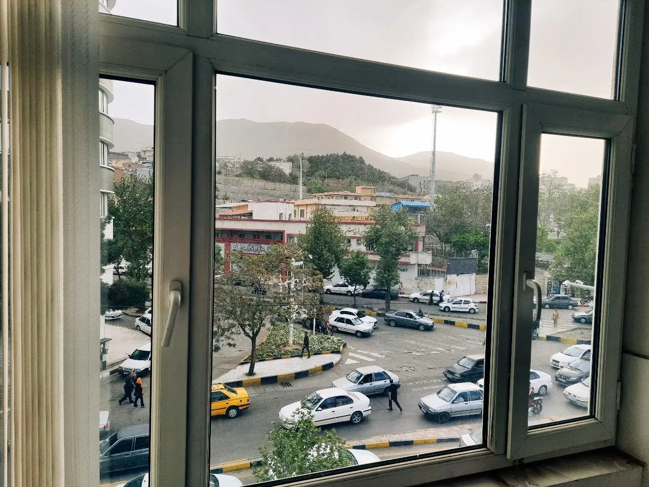 اجاره واحد اداری خدماتی