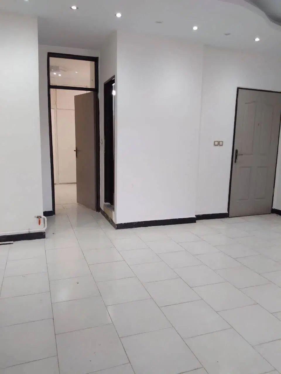 ۲خواب_۶۵متر تمیز با آسانسور