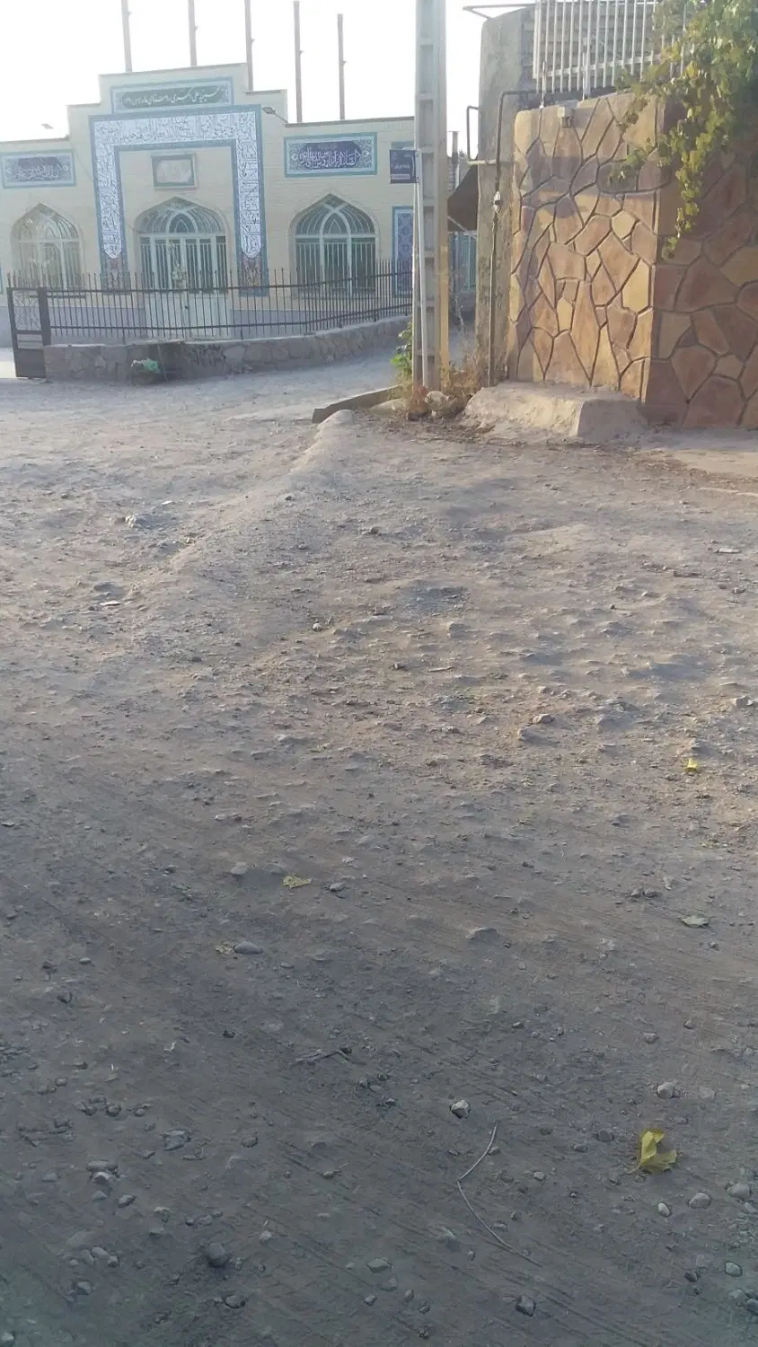 زمین واقع در  روستای تفریحی گردشگری غار