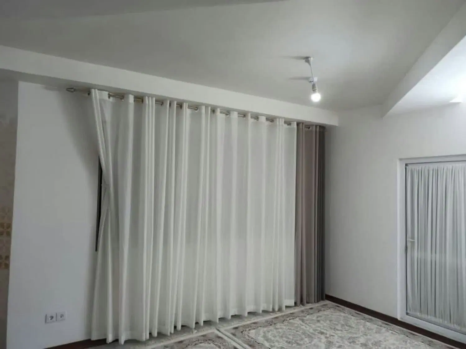 95 متری خیابان ایمان تمام رهن