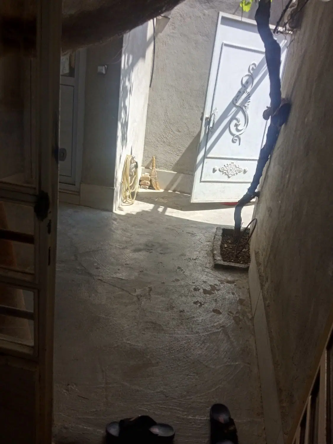 اجاره خانه در خیابان عاشورا کوچه آسمان 19